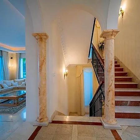 Villa Moscu 13 Comfortable Marbella