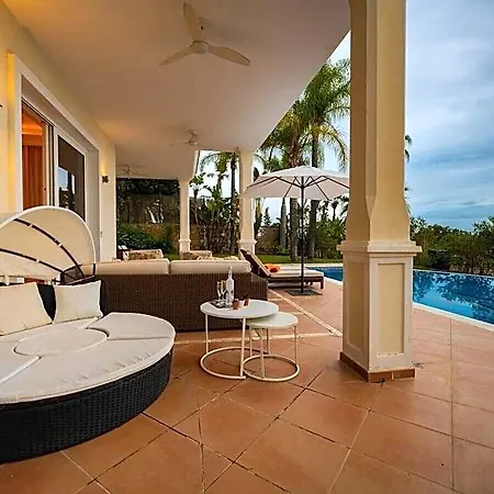 Moscu 13 Comfortable * Marbella