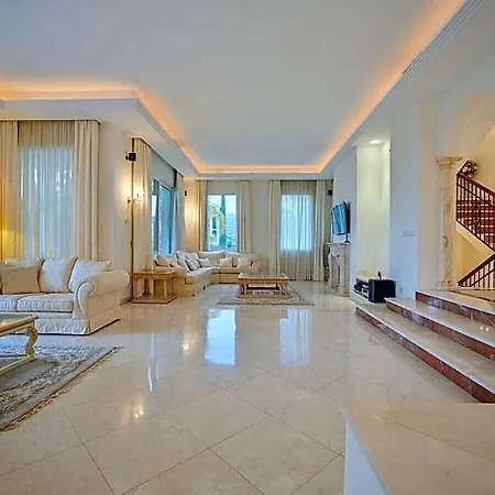 Villa Moscu 13 Comfortable