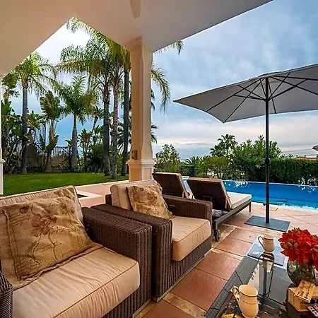 Moscu 13 Comfortable * Marbella